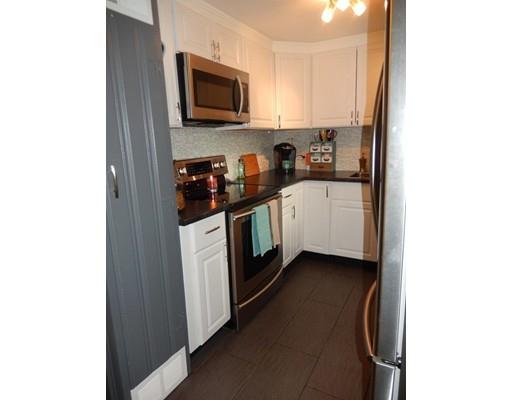 786 Bradley, Springfield, MA 01109 photo 5