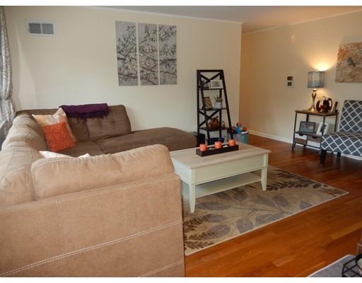 786 Bradley, Springfield, MA 01109 photo 3