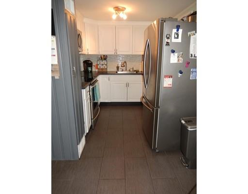 786 Bradley, Springfield, MA 01109 photo 4