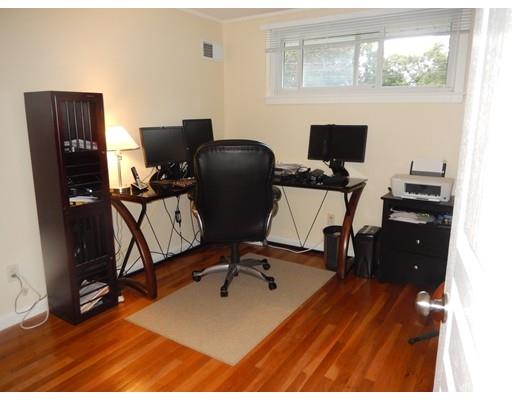 786 Bradley, Springfield, MA 01109 photo 11