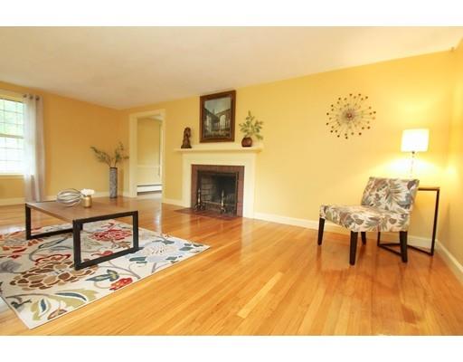 32 Maple Ridge Rd, Reading, MA 01867 photo 6