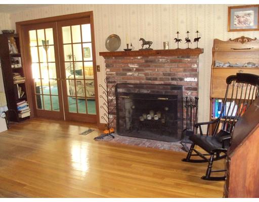 11 Glen Ct, Sutton, MA 01590 photo 14