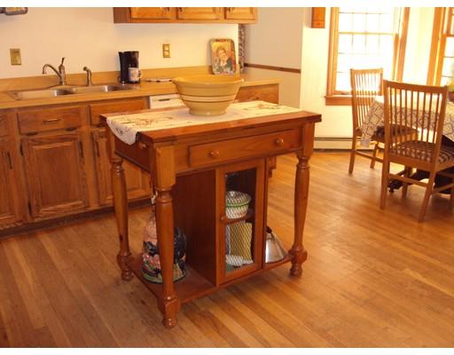 11 Glen Ct, Sutton, MA 01590 photo 9