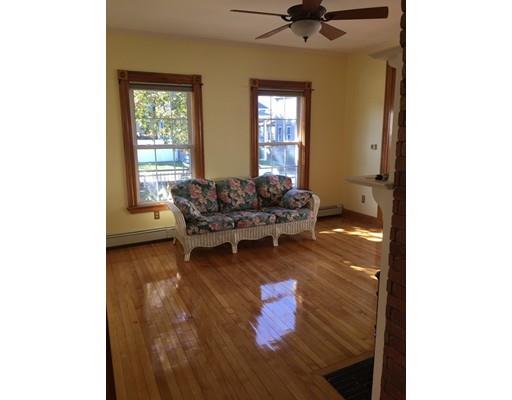 72 Centre St, Winthrop, MA 02152 photo 3