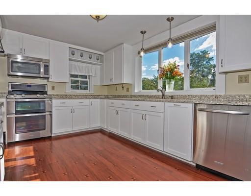 29 Milford St, Upton, MA 01568 photo 2