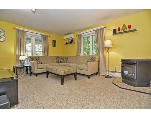 29 Milford St, Upton, MA 01568 photo 11