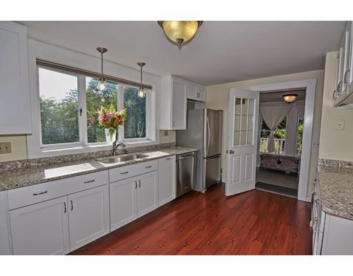 29 Milford St, Upton, MA 01568 photo 4