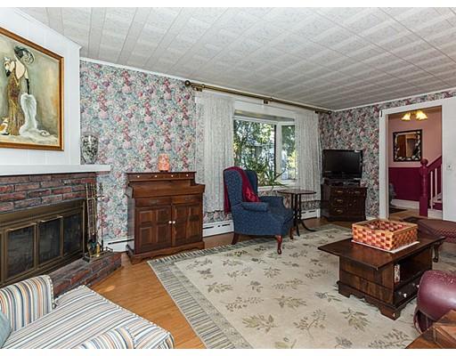 7 Harvey Pl, Gloucester, MA 01930 photo 3