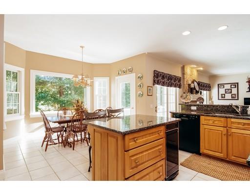 5 Devonshire Dr, Canton, MA 02021 photo 12