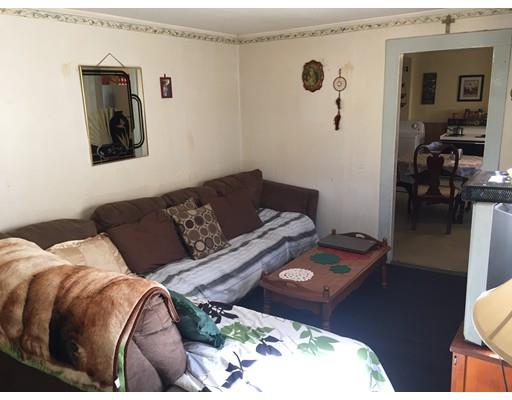 12 Hacker St, Worcester, MA 01603 photo 5