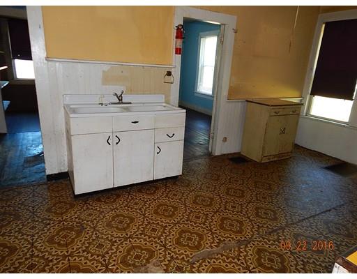 34 Moore St, Erving, MA 01344 photo 3