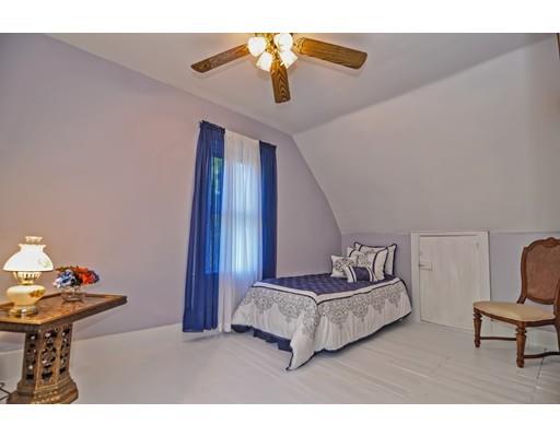 11 Hillside Ct, Gloucester, MA 01930 photo 15