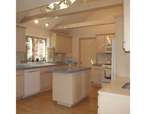 66 Bayshore Dr, Mashpee, MA 02649 photo 9