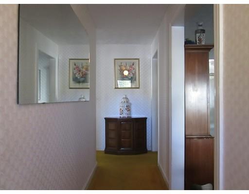 31 Grenada St, Worcester, MA 01602 photo 5