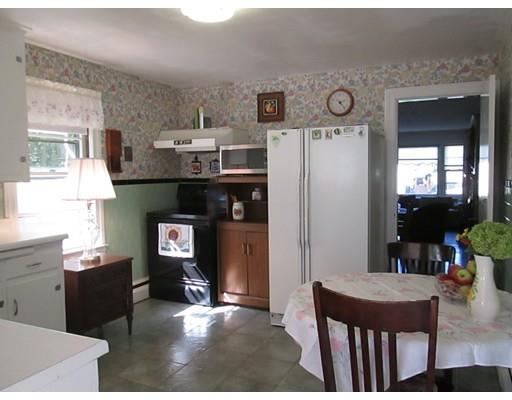 31 Grenada St, Worcester, MA 01602 photo 9