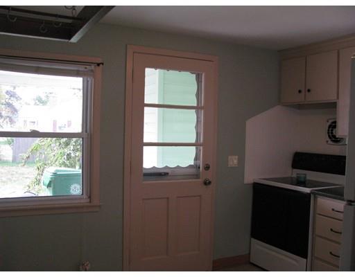 6 Sunset Dr, Chicopee, MA 01020 photo 7