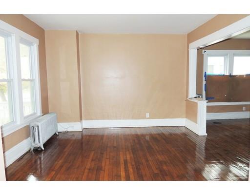280 Wilbraham Rd, Springfield, MA 01109 photo 5