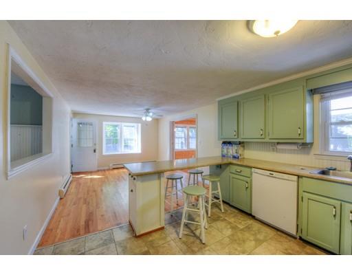 19 Seabreeze Dr, Bourne, MA 02532 photo 9