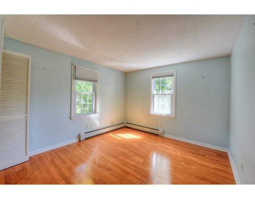 19 Seabreeze Dr, Bourne, MA 02532 photo 10