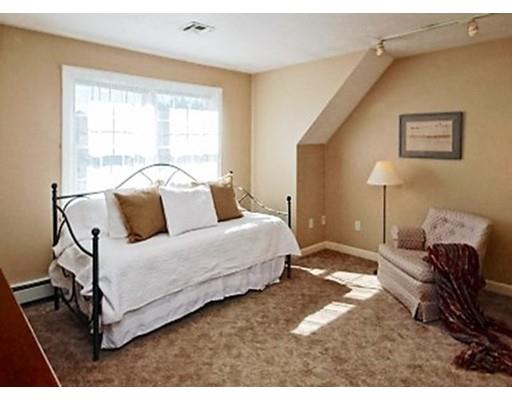 11 Goss Pond Rd, Upton, MA 01568 photo 26