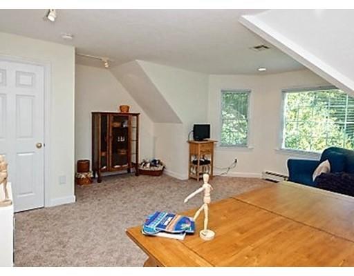 11 Goss Pond Rd, Upton, MA 01568 photo 28