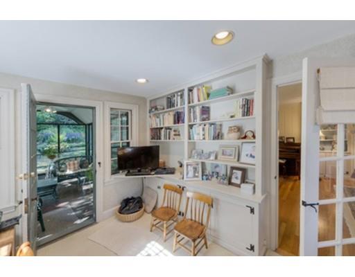 136 Flagg St, Worcester, MA 01609 photo 21
