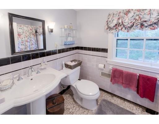 136 Flagg St, Worcester, MA 01609 photo 27