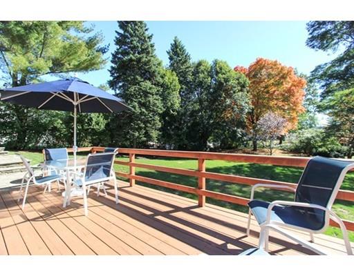 19 Greenleaf Dr, Danvers, MA 01923 photo 3