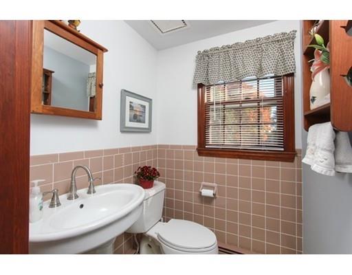19 Greenleaf Dr, Danvers, MA 01923 photo 12