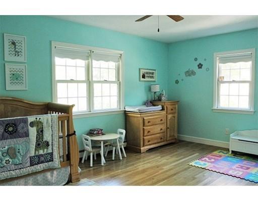 55 Hobart St, Hingham, MA 02043 photo 7