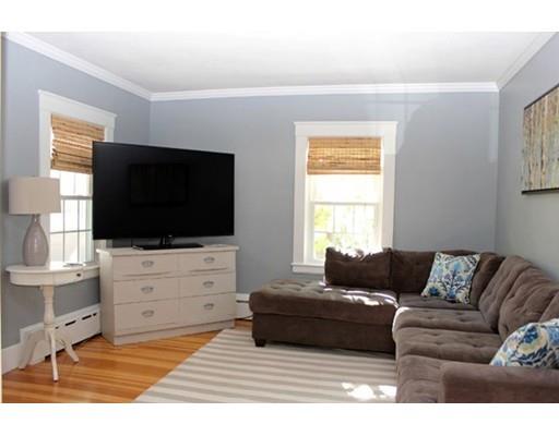 55 Hobart St, Hingham, MA 02043 photo 5
