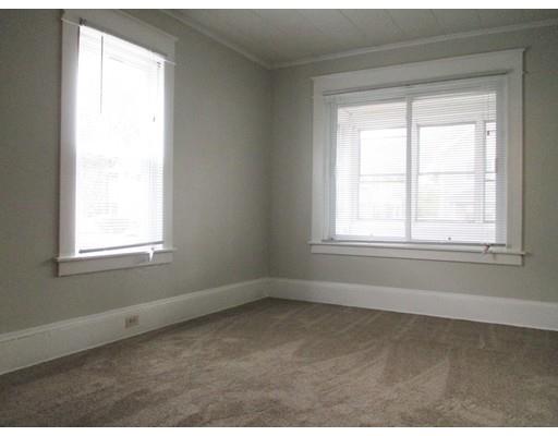 34 Beverly St, Chicopee, MA 01013 photo 8