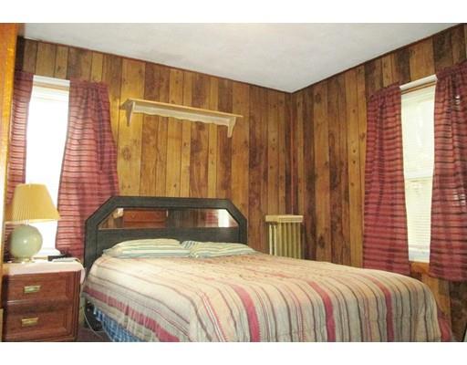34 Beverly St, Chicopee, MA 01013 photo 14
