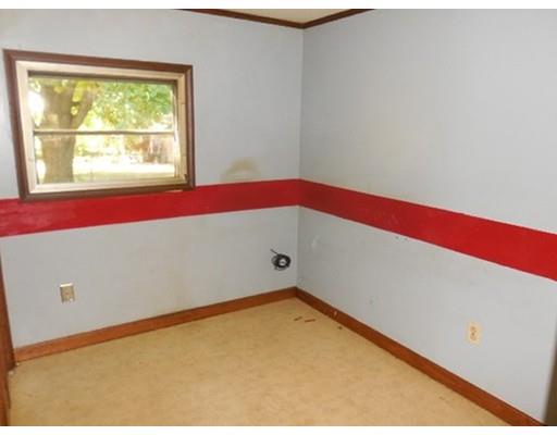 70 Eagle St, Ware, MA 01082 photo 11