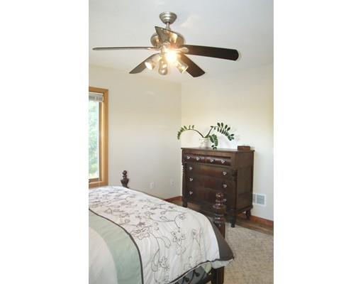 30 Horne Dr, Sutton, MA 01590 photo 15