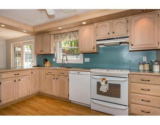 11 Ridgehill Rd, Canton, MA 02021 photo 4