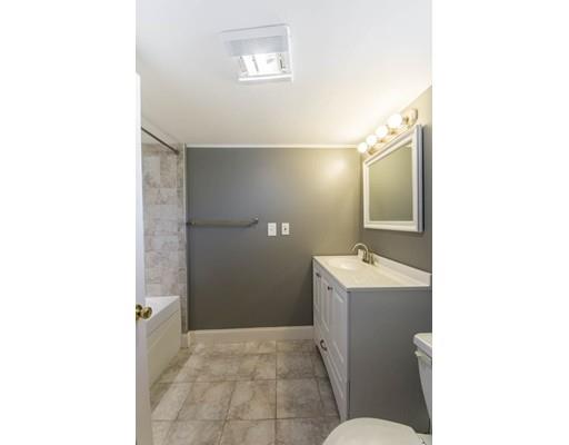 36 Moody St, Fall River, MA 02724 photo 8