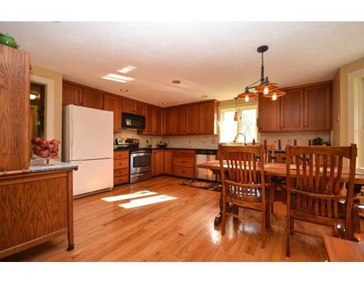 66 Barnett Rd, Sutton, MA 01590 photo 4