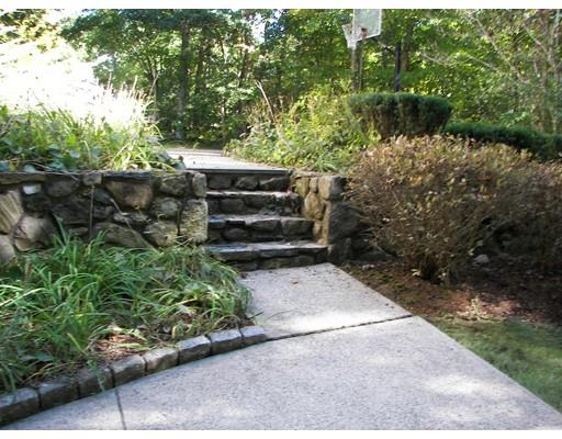 12 Jackson Cir, Franklin, MA 02038 photo 8