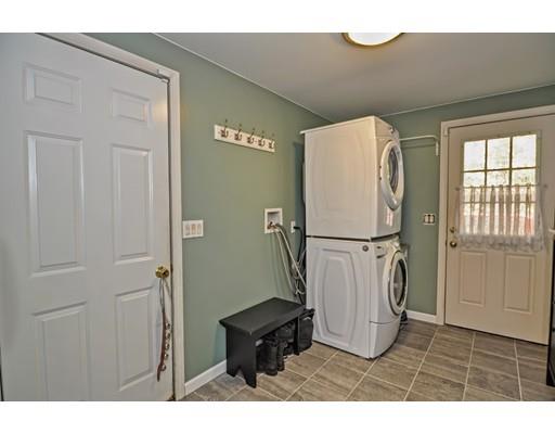 60 Ledgestone Rd, Douglas, MA 01516 photo 9