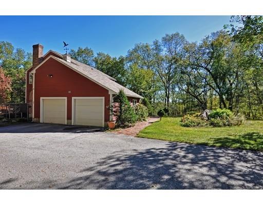 60 Ledgestone Rd, Douglas, MA 01516 photo 2