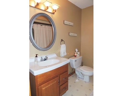 208 Jeffrey Rd, Springfield, MA 01119 photo 15