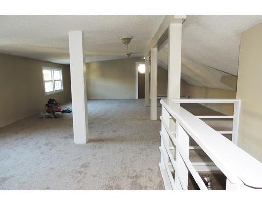 26 Stuart St, Springfield, MA 01119 photo 19