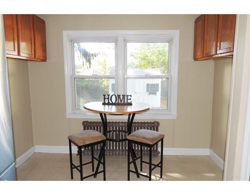 26 Stuart St, Springfield, MA 01119 photo 10