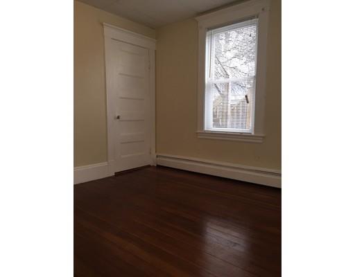 10 Custer St, Lawrence, MA 01841 photo 3