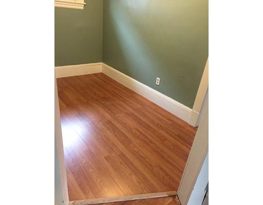 10 Custer St, Lawrence, MA 01841 photo 8