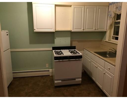 10 Custer St, Lawrence, MA 01841 photo 4