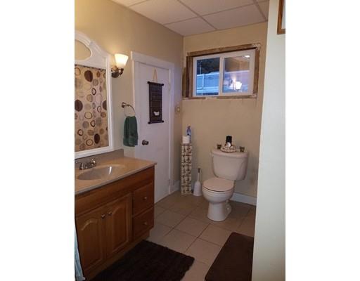 2 Bridge St, Blackstone, MA 01504 photo 4