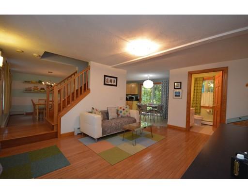 32 Butternut Dr, Sutton, MA 01590 photo 2