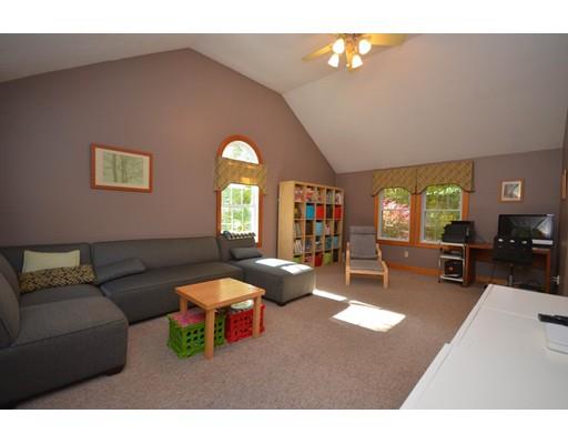 32 Butternut Dr, Sutton, MA 01590 photo 16